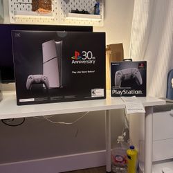 30TH Anniversary PlayStation Limited Edition UNOPEN with Receipt 