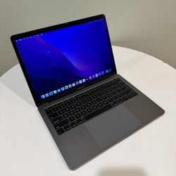 Apple MacBook Pro 13” Computer PC Laptop i5