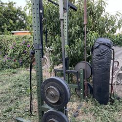 Half Rack Weight Bench Pull Up Bar 
