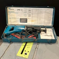 Makita  Jr3000v  Saw