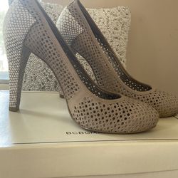 BCBG MAXZARIA  8.5