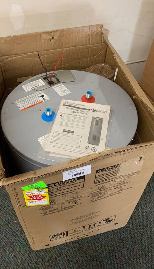 NEW AO SMITH WATER HEATER WITH WARRANTY 38 gallons TB3
