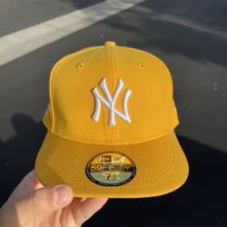 Fitted Hat New York