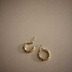 18K Gold Earrings 