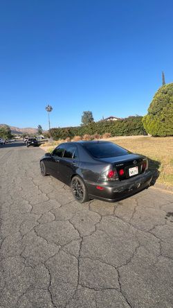 2001 Lexus IS 300