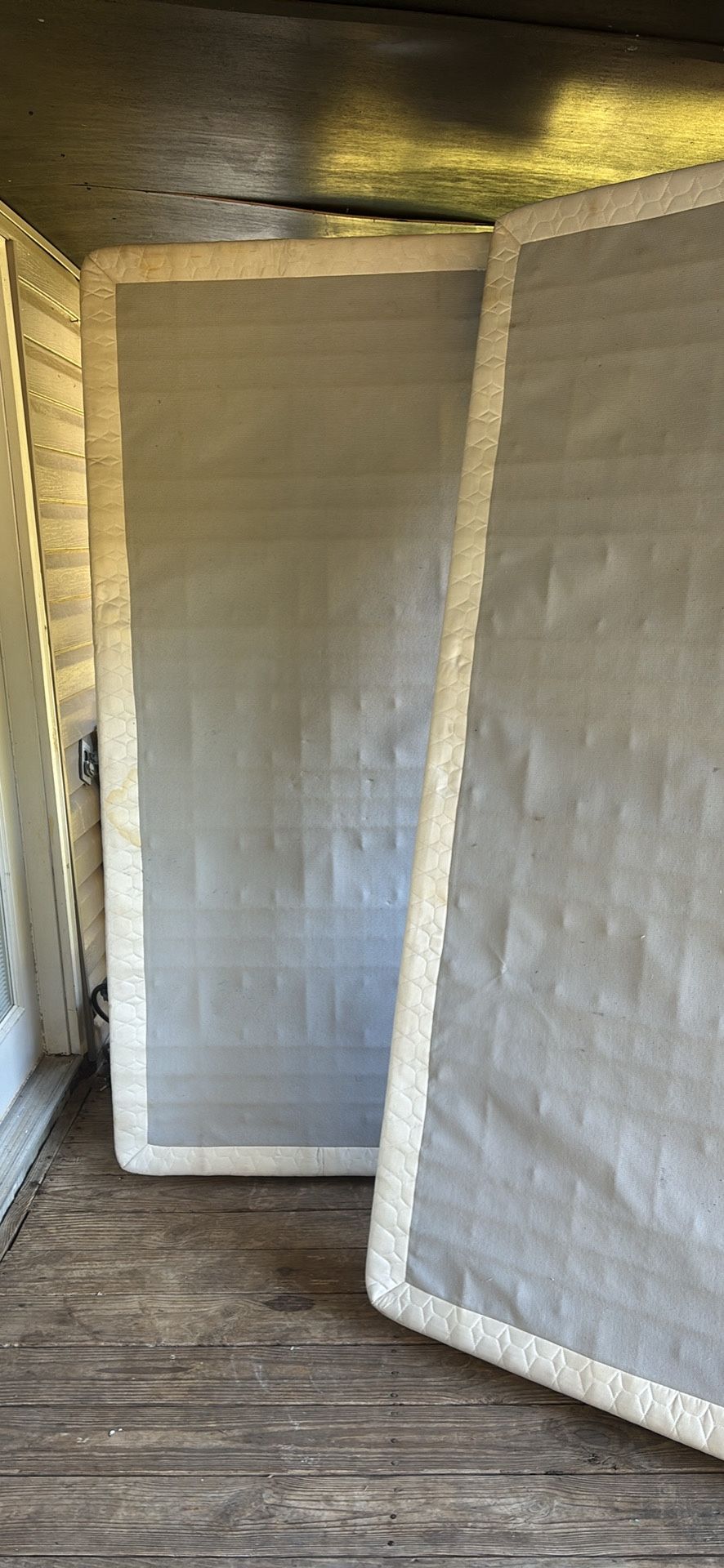 King Size Bed And Box Springs