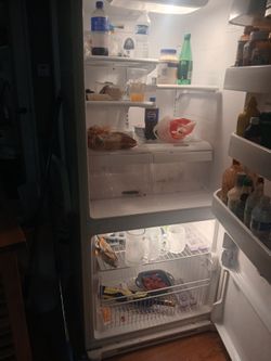White Top-Freezer Refrigerator