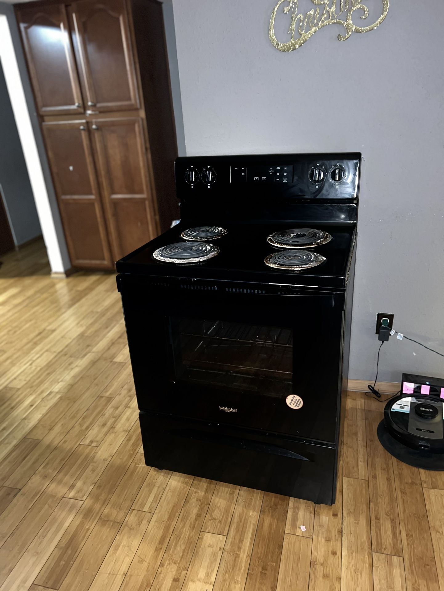 Whirlpool Stove , 1yro