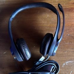 Logitech USB Headset w/ Microphone -NEVER USED