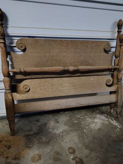Antique Bed Pineapple Head/Footboards 