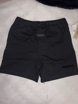 Essentials Men’s Shorts