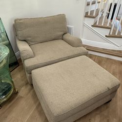 Couch / Chaise / Ottoman 