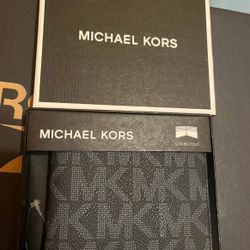 MICHAEL KORS WALLET