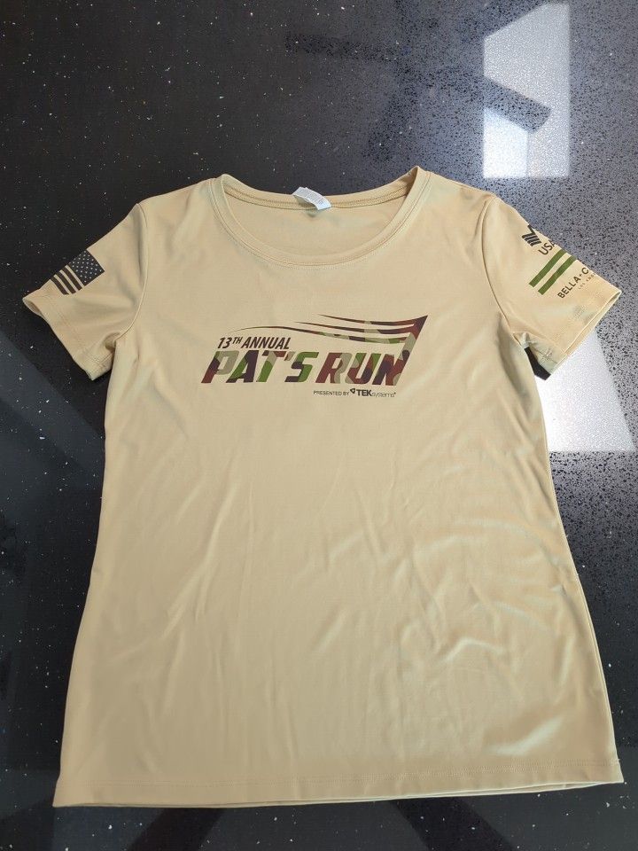 Pats Run 13th Annual Shirt From The Event, Excellent Condition Women's Medium
