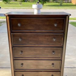 Solid Wood 5-Drawers Dresser