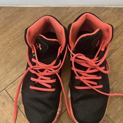 Girls Basketball Shoes Size 6Y