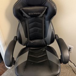 RESPAWN Gaming Chair – Black & Gray – Good Condition