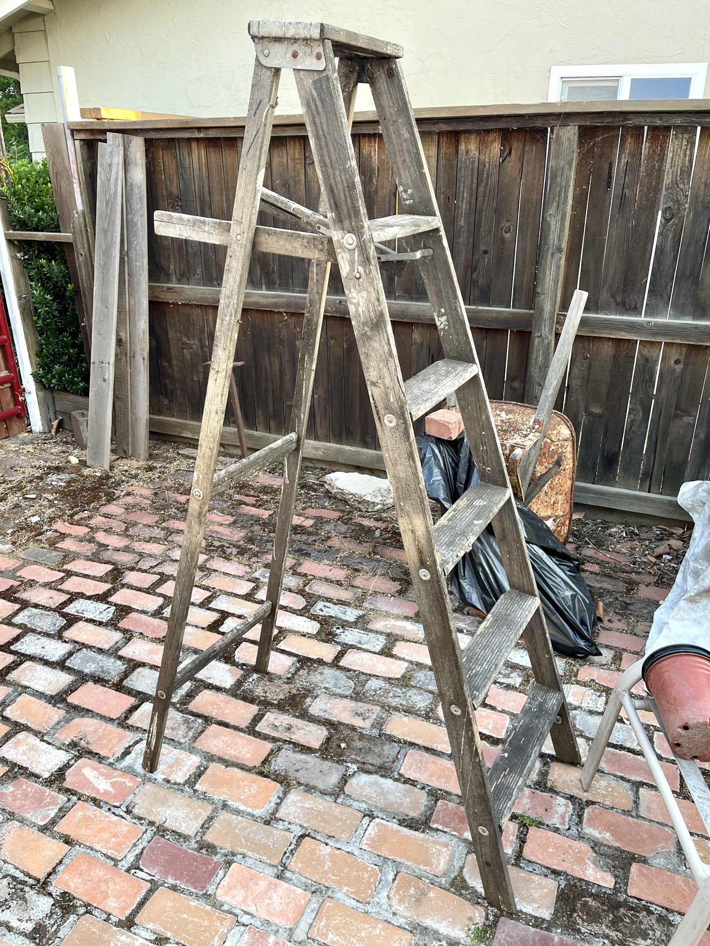 Ladder