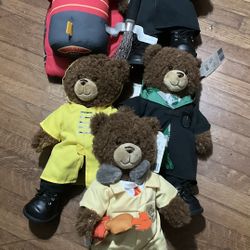 Harry Potter Build A Bears With Outfits. Harry Potter BAB Train And Sorting Hat, Comes With Nimbus Broom And Additional Accessories 