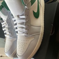 Jordan 1 Mid White Pure Platinum Pine Green Sz 13