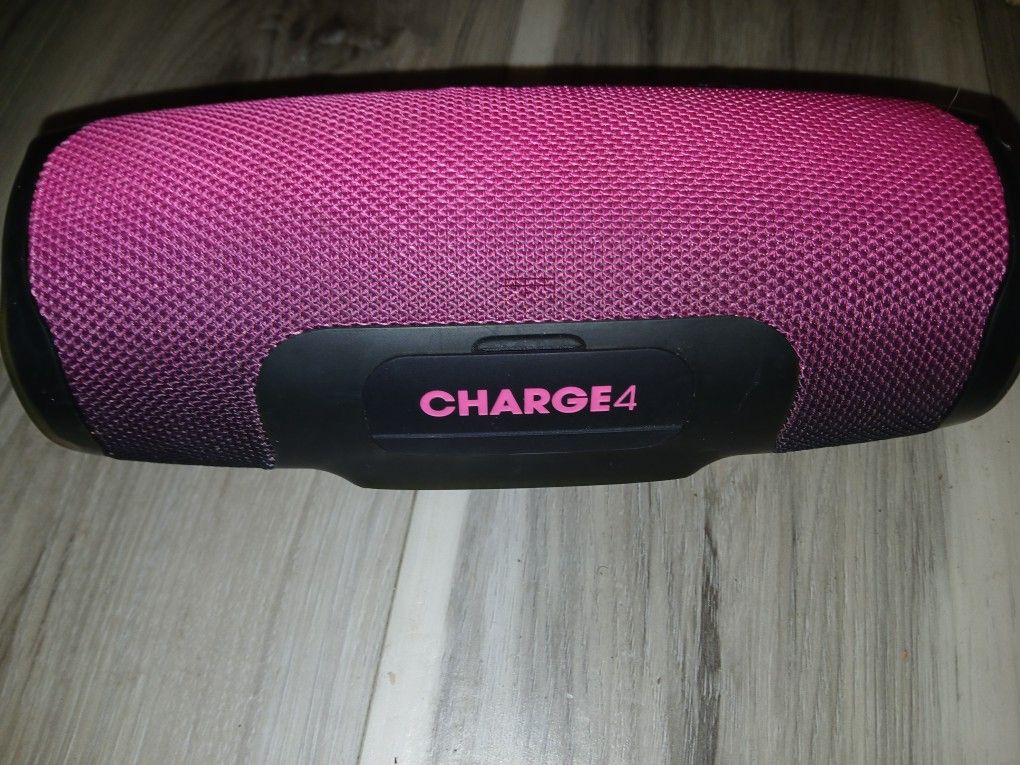 JBL CHARGE 4