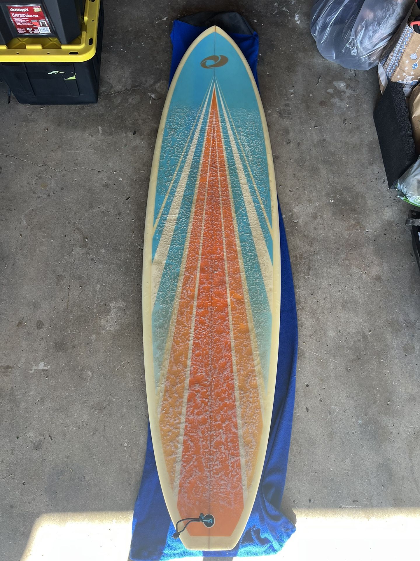 Realm 6’10 Surfboard