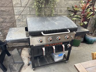 Blackstone 4 burner flat top with air fryer