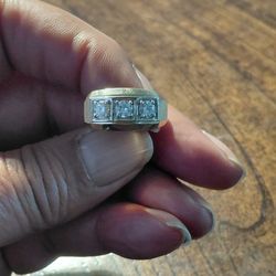 Men's 14k Diamond Ring 