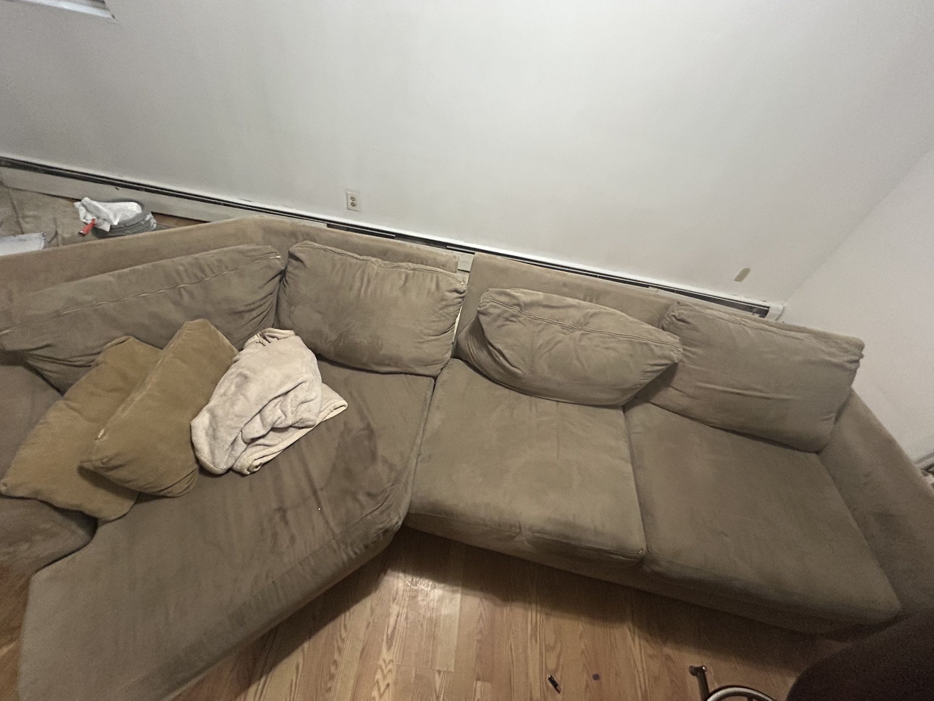 Sectional Couch with Pillows