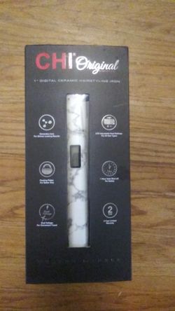 CHI hair straightener