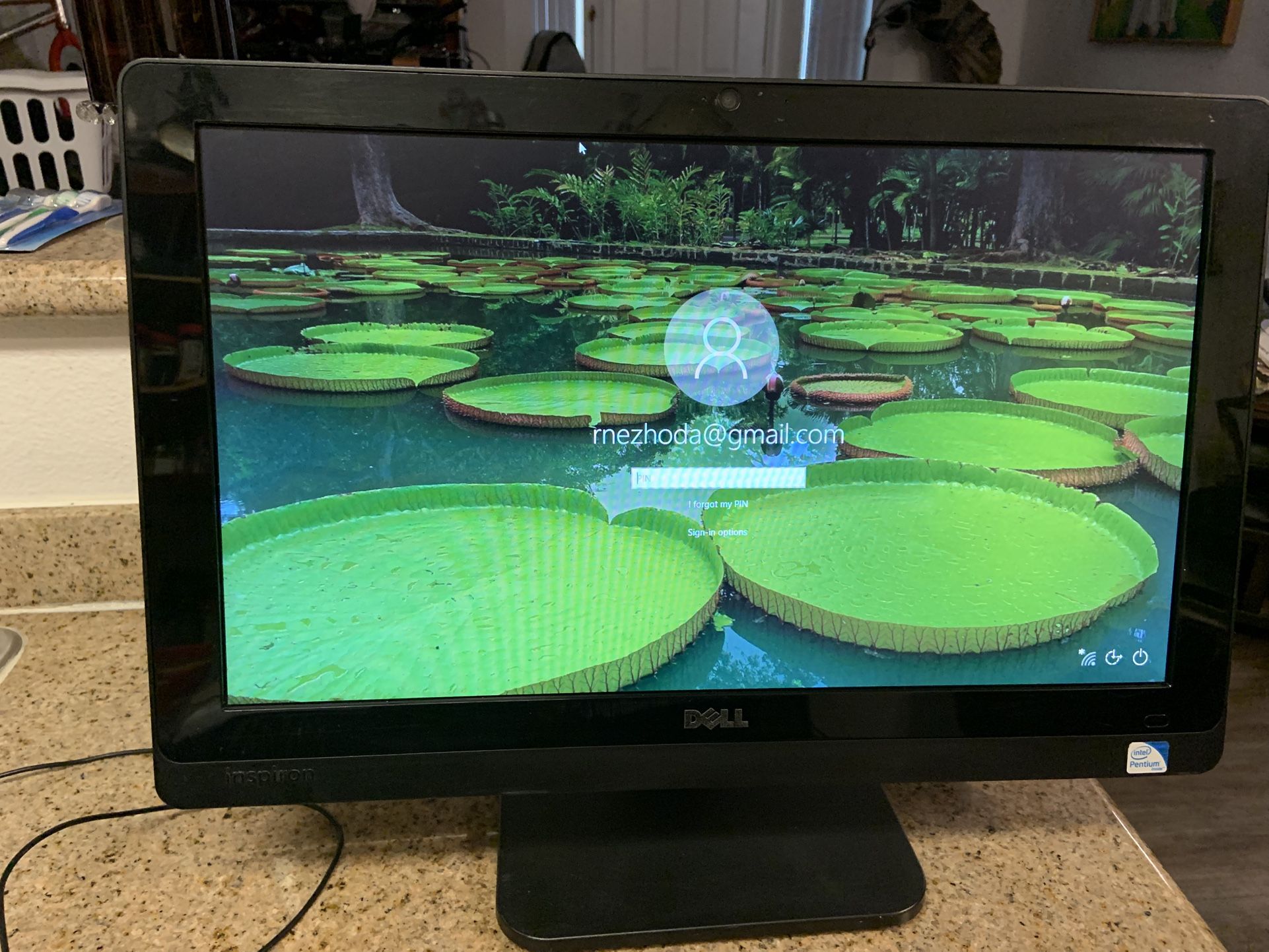ALL IN ONE Dell Inspiron One 2020 20" Intel Pentium G63452 @ 2.50 GHZ 4GB Desktop Computer WORKS