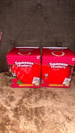 Strawberry jumbo squishies