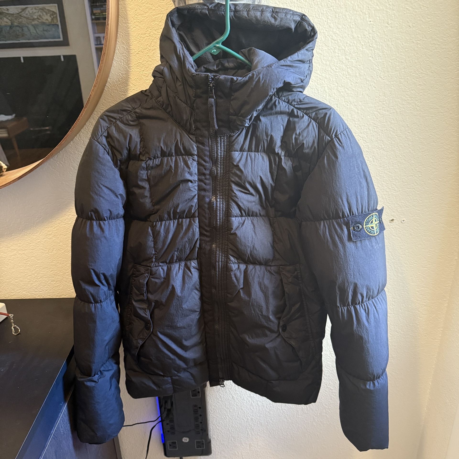 Stone Island Crinkle Down Hooded Puff Jacket (Medium)