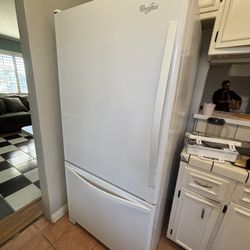 Whirlpool Refrigerator 