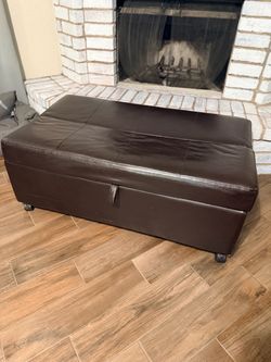 Ottoman (brown) w/ pullout twin bed
