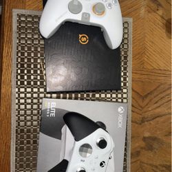 Xbox Elite Series 2 Controller, Xbox Scuff Instinct Pro Controller 