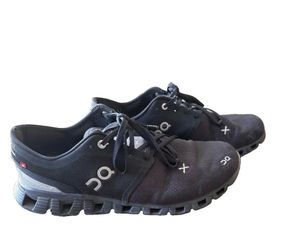 On Cloud X 3 Men's Running Shoes Size 9.5 Black Eclipse Gym Cross Training