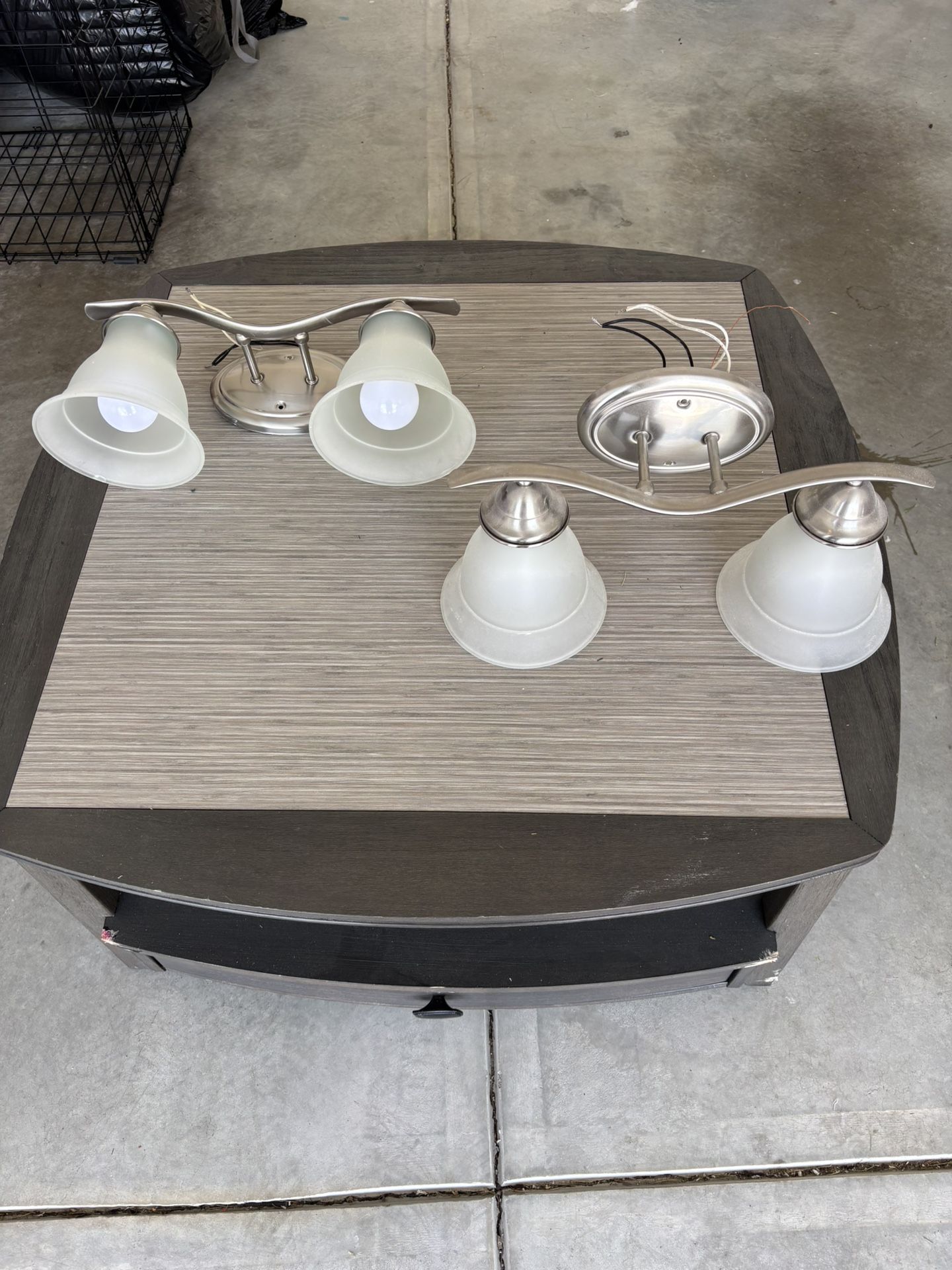 Bathroom, vanity lights