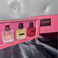 womens valentino purfume set