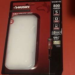 New RECHARGEABLE 3-IN-1 UTILITY LIGHT FLASHLIGHT/ UTILITY LIGHT /POWER