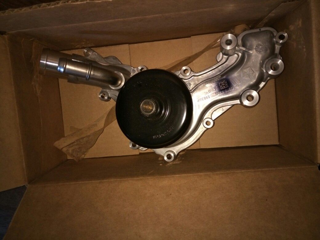 Brand New Water Pump Chyrsler Dodge