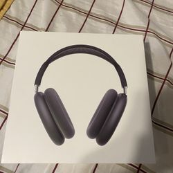 BLACK AIRPOD MAX USB C