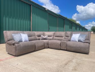 !!!Parker living 6pc recliner sectional!!! $650