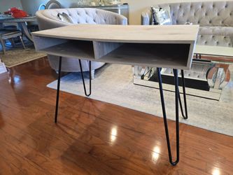 Office table/ study table