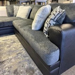AP- Brixley Pier 2 Piece Sectional With Chaise/ Fast Delivery - Financing 