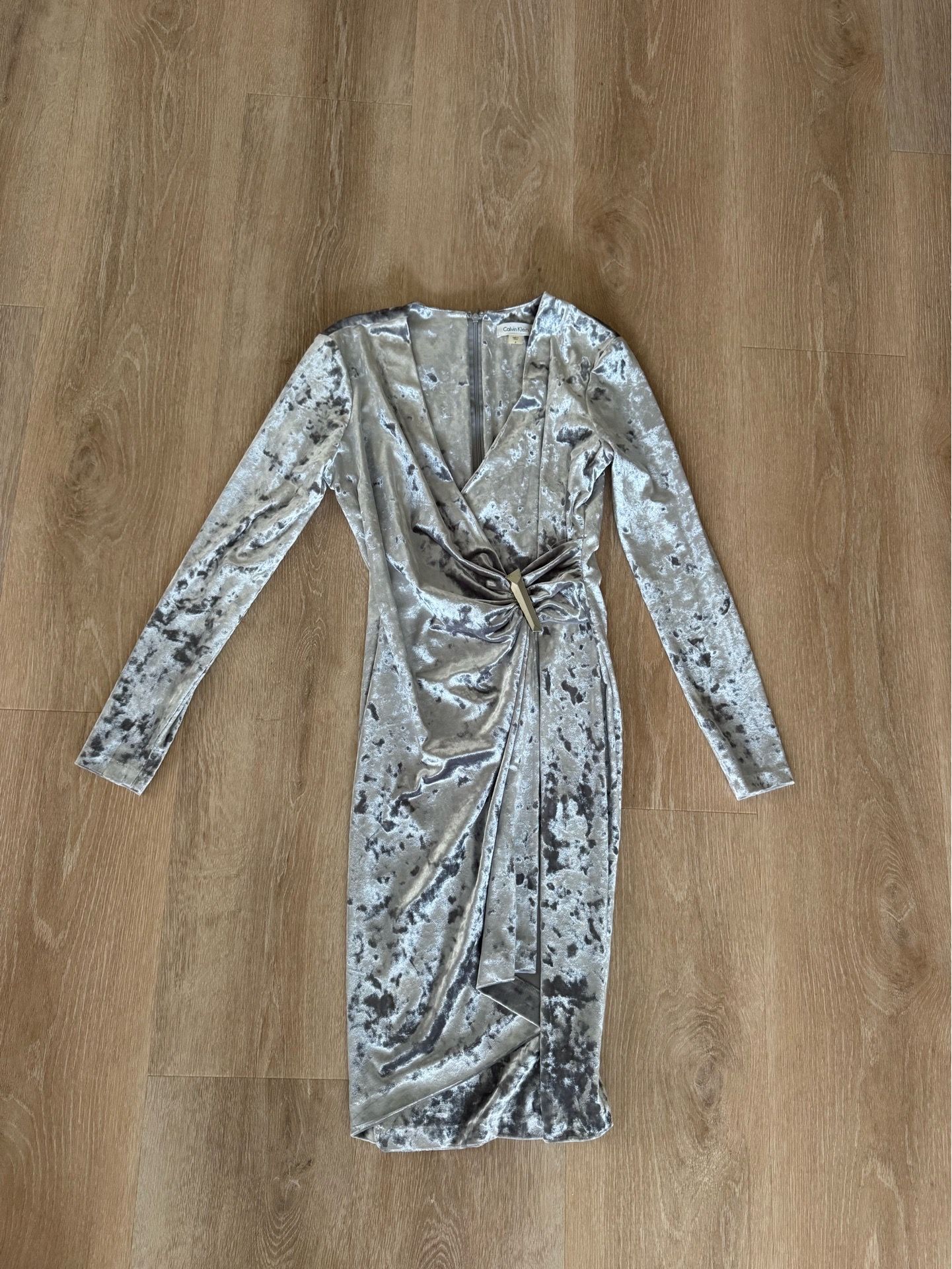 Calvin Klein Medium