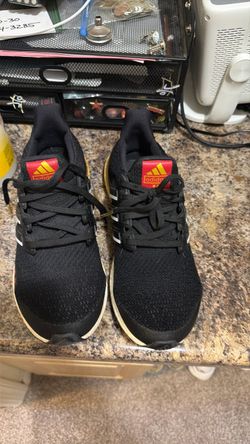 Adidas Ultraboost "Tokyo" size 9