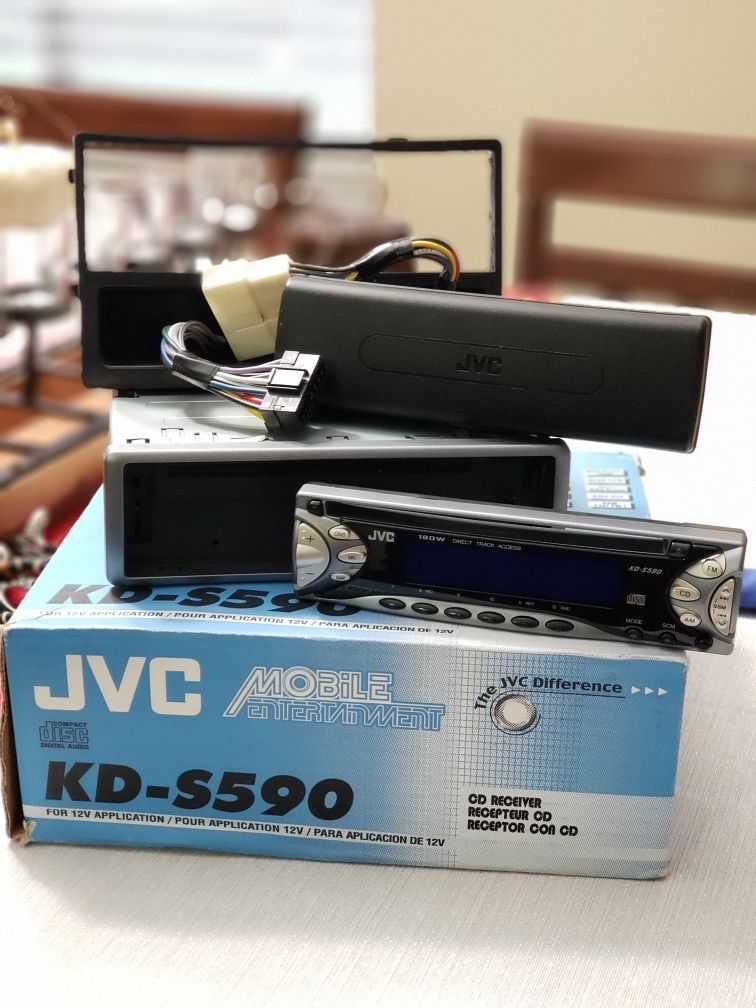 JVC KD-S590 Car CD Stereo + Tuner