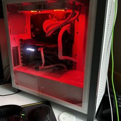Custom built gaming PC