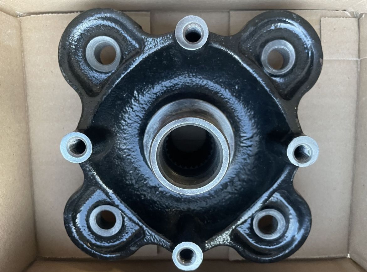 New Aftermarket Polaris Rear Hub